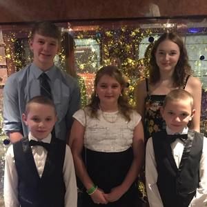 Meet your Posher, Christy